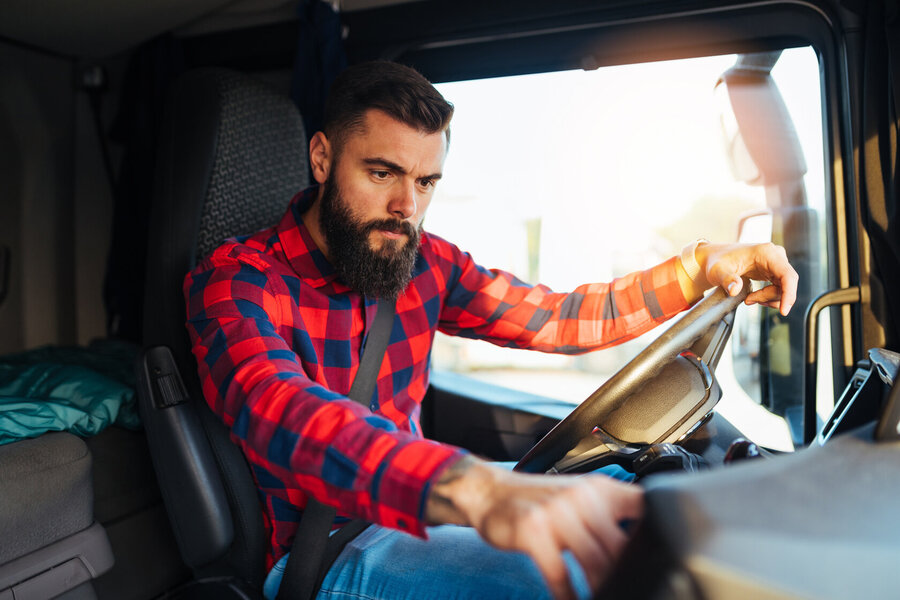 Quanto ganha um caminhoneiro? Confira tudo sobre a profissão