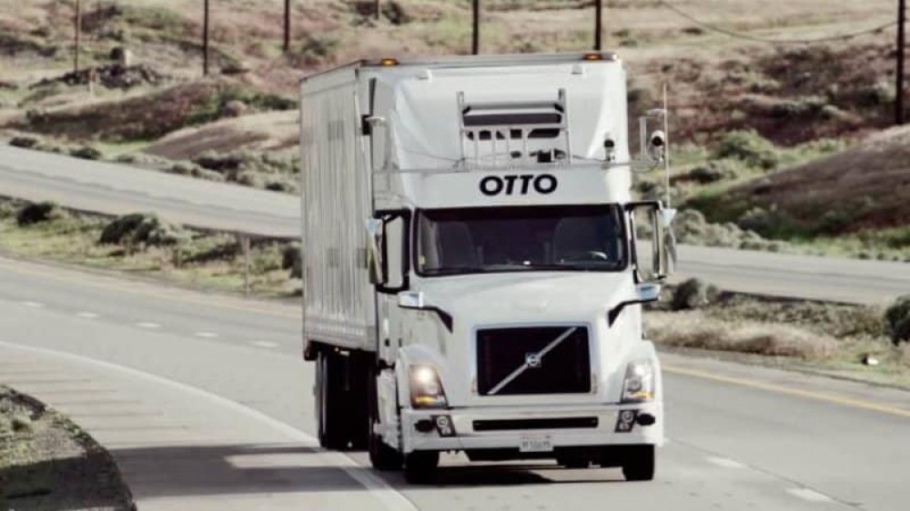 Curiosidades sobre caminhões: saiba o conceito de carga a granel e muito mais