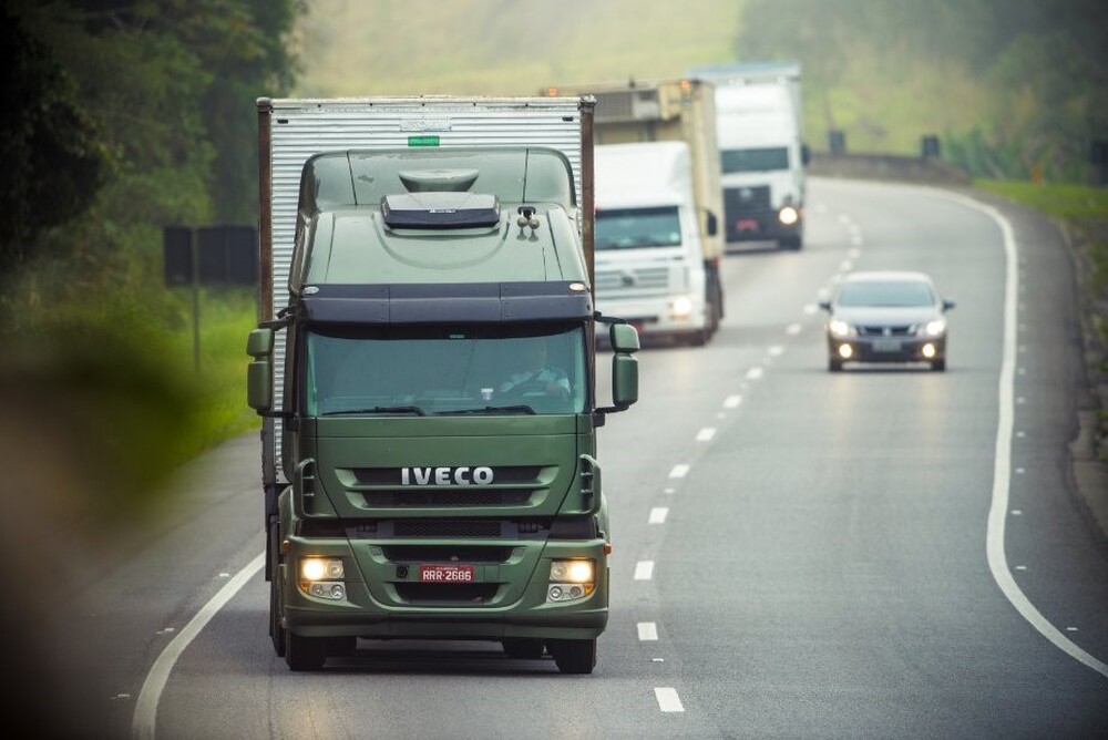 Futuro do setor de transporte e logística será discutido no evento virtual da Link Summit Fenatran