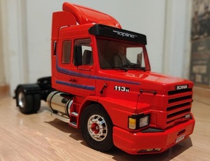 Truckmodelismo: homenagem ao Scania 113
