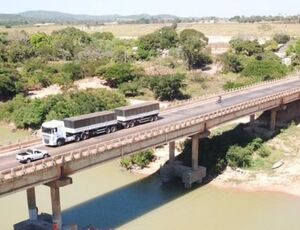 Obras de recuperação de ponte para o escoamento da safra de MT