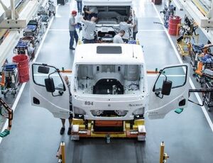 Produção de caminhões cresce 5,3% em junho, diz Anfavea