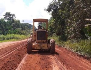 A todo vapor serviços de manutenção e conservação na BR-210/AP