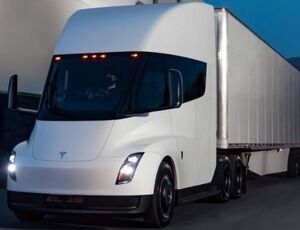 Produção do caminhão elétrico Tesla Semi é adiada para 2022