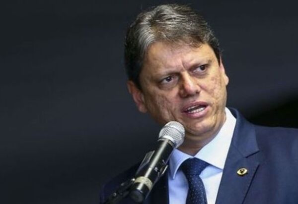TCU dá aval para leilão da Via Dutra, diz ministro Tarcísio