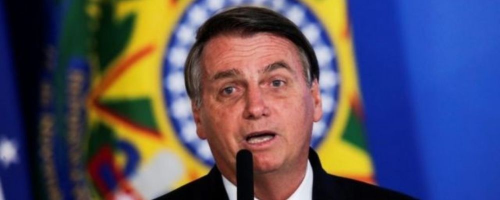 Bolsonaro liberta postos das bandeiras e autoriza venda direta do etanol