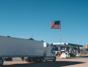 EUA enfrenta escassez de caminhoneiros e busca profissionais em outros países