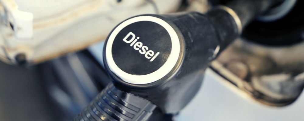 Abicom alerta para hipótese de novas escaladas no preço do diesel