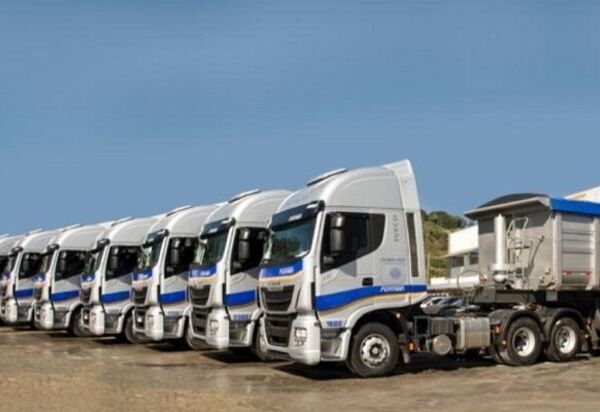 Iveco entrega mais 60 Hi-Ways para o Grupo D'Granel