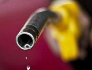 Vendas de diesel e gasolina crescem em outubro; etanol despenca, diz ANP