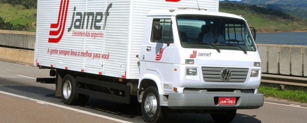 Jamef abre novas vagas para motoristas com CNH D