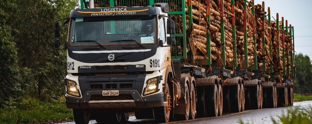 Suzano amplia produtividade com 14 novos hexatrens tracionados por Volvo FMX