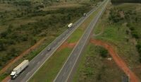 Novo trecho restaurado no DF facilita o escoamento do agronegócio rumo ao nordeste