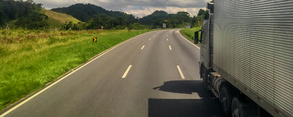 Governo federal sanciona lei que cria MEI Caminhoneiro