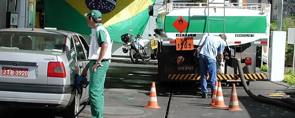 Senadores criticam reajustes nos combustíveis e defendem projetos para conter preços