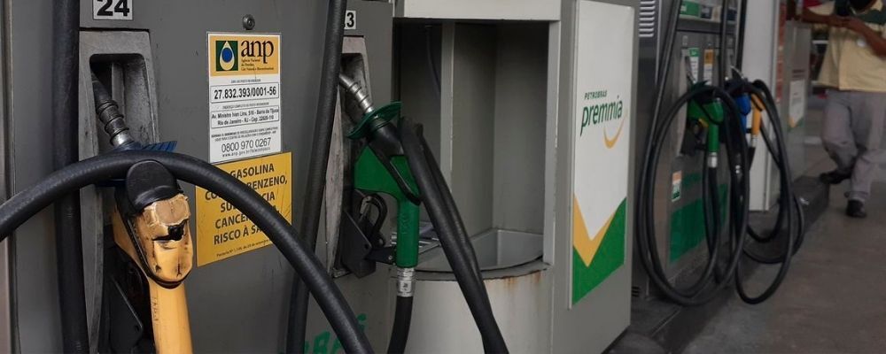 Governadores discutem fundo para estabilizar preço de combustíveis