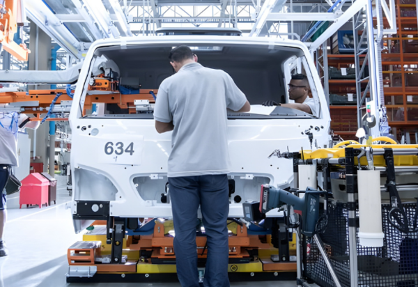 Produção de caminhões cresce 20,4% no Brasil em fevereiro de 2022