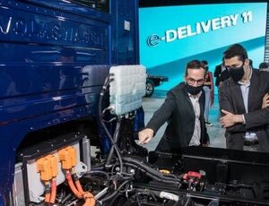 VW Caminhões aumenta o número de treinamentos em eletromobilidade