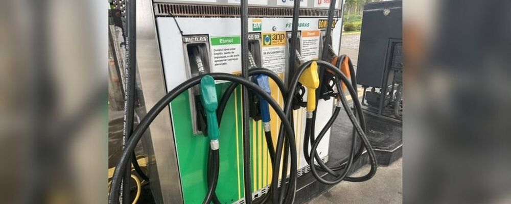 Defasagem do diesel chega a 27% e pode gerar seu aumento no Brasil