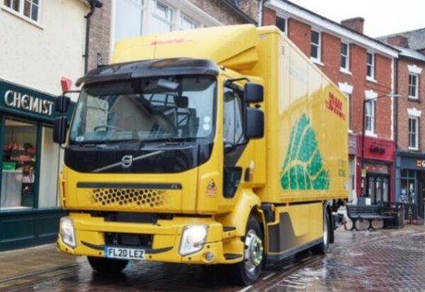 DHL fecha pedido de 44 caminhões elétricos Volvo na Europa