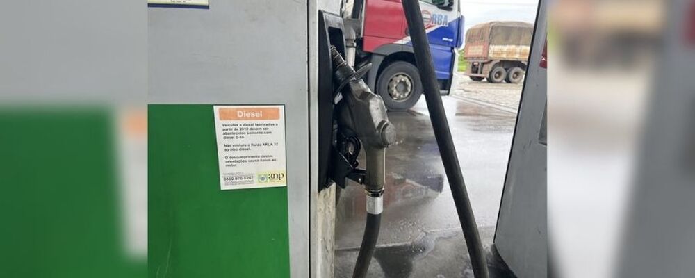 Governo reduz de 10% para 5% percentual de oscilação no preço do diesel para mudança do piso mínimo do frete