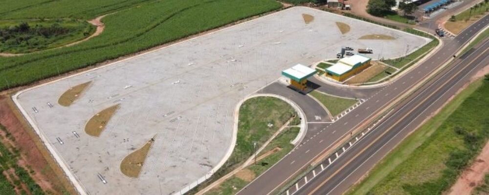 Inaugurada área de descanso para caminhoneiros na SP-255, em Bocaina (SP)