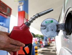 Senado começa a votar propostas para diminuir preços de combustíveis
