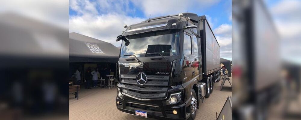 Mercedes-Benz na rota da safra realiza test-drive do Actros em Paragominas