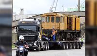 Locomotivas históricas deixam Portos do Paraná para serem restauradas e preservadas