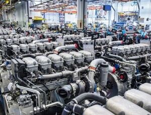 Scania amplia fábrica de motores e começa testes com seu caminhão elétrico no Brasil