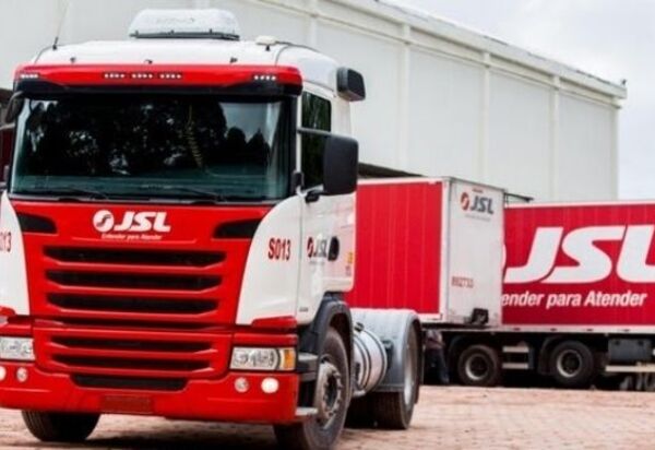 JSL tem vaga para motorista de rodotrem   