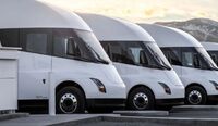 Internacional: Caminhão elétrico da Tesla será lançado em 2022, afirma Elon Musk