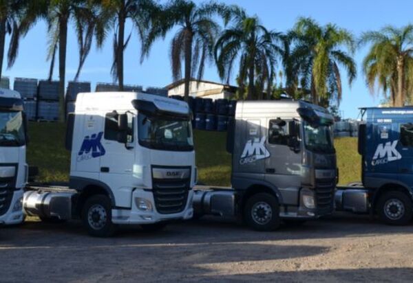 RodoJunior recebe as primeiras unidades dos novos DAF XF - Revista  Caminhoneiro