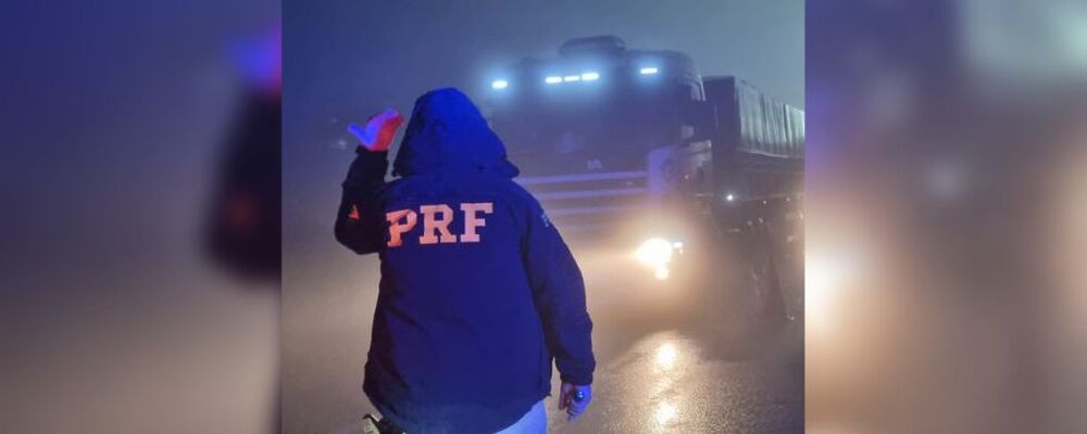 Baixa visibilidade: PRF alerta para segurança nas rodovias em dias de neblina