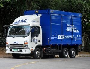 JAC lança seu primeiro caminhão médio 100% elétrico