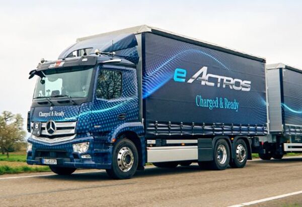 PBT de 40 toneladas: eActros com reboque entra em ação nas estradas do norte da Floresta Negra, na Alemanha