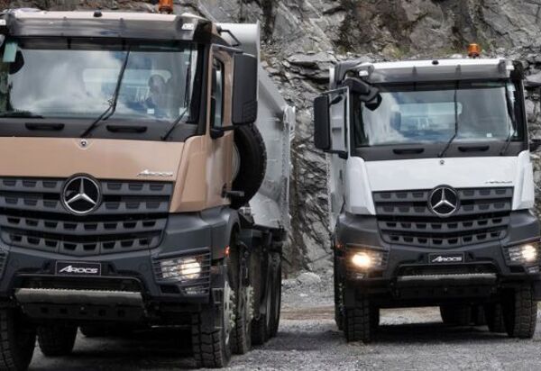 Mercedes-Benz coloca Arocs como atração em exposição de mineração