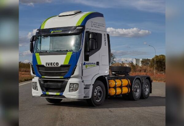 Iveco lança o Brasil Natural Power que traz o Hi-Way NG a gás no país 