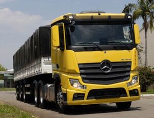 Mercedes-Benz lança nova versão de cabina para caminhões Actros