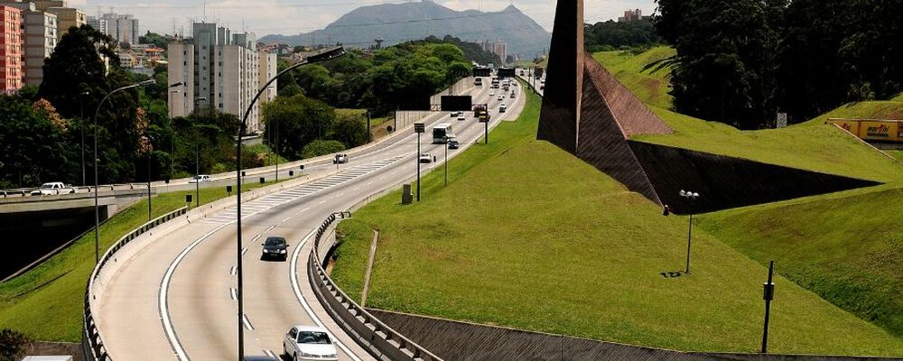 Neste domingo, rodovia dos Bandeirantes terá pista bloqueada no sentido interior