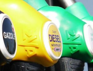 Em baixa, preço do litro do diesel recua 2,28% e registra média de R$ 6,97 em outubro 