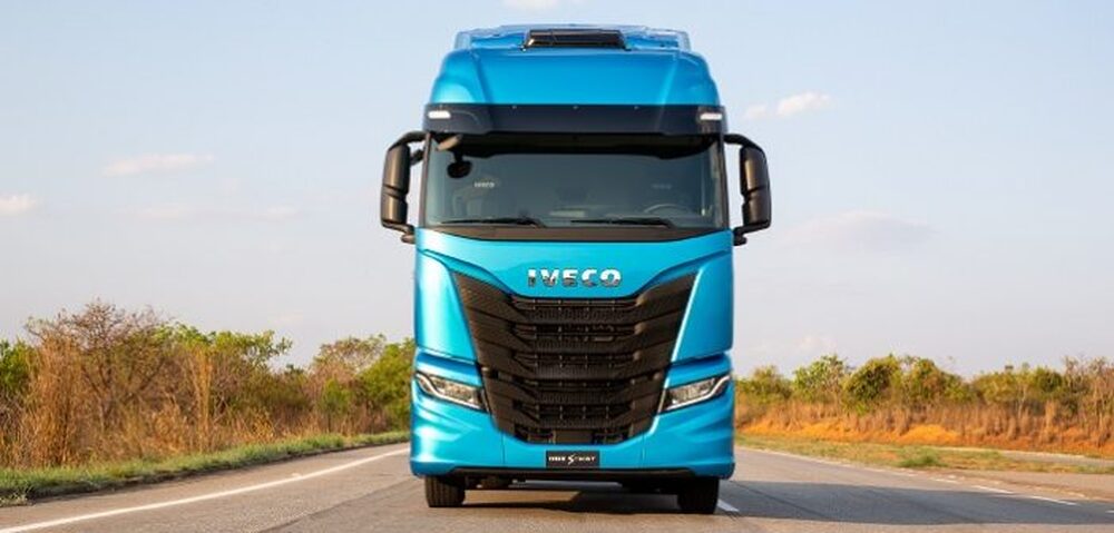 Iveco anuncia chegada do S-WAY no Brasil com promessa de até 15% de economia 