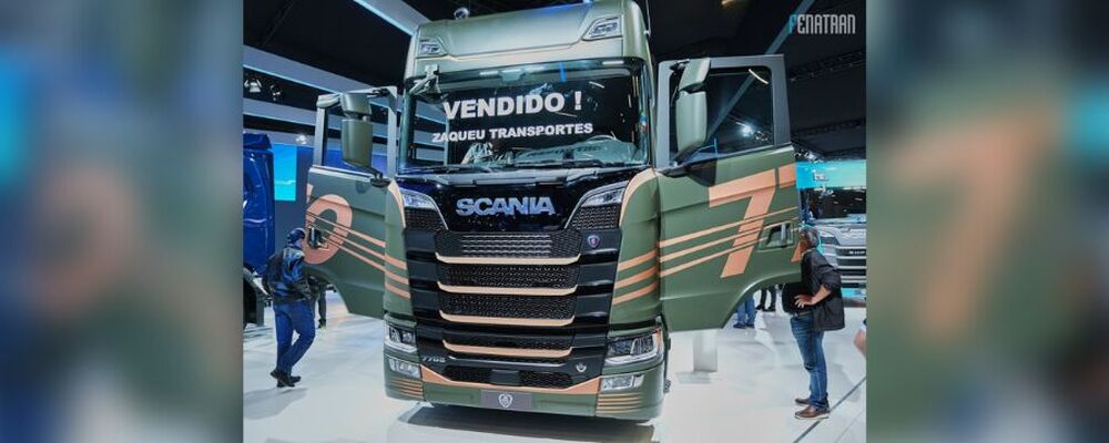 Scania apresenta seus caminhões Euro 6 da gama Super   