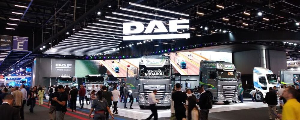 DAF lança linha de caminhões Euro 6 com novo motor PX-7