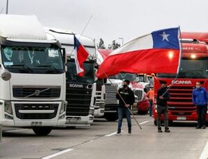 Paralisação de caminhoneiros continua no Chile e ameaça abastecimento