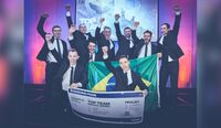 Equipe de serviços do Brasil vai disputar final mundial do Scania Top Team