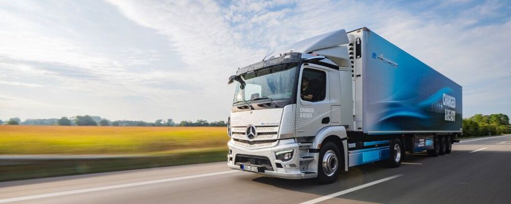 Mercedes-Benz Trucks eletrifica as entregas para a fábrica de Wörth