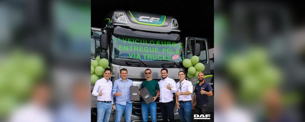 DAF entrega o seu primeiro caminhão com motorização Euro 6 no Brasil 