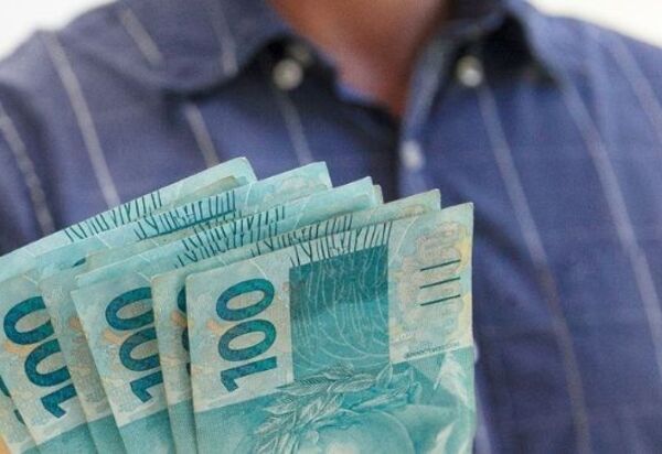 Caixa paga última parcela do Benefício Caminhoneiro neste sábado (10)