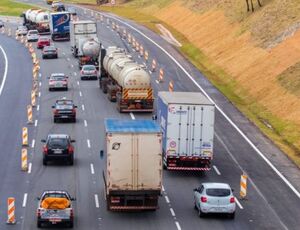 Transporte rodoviário de cargas tem 2022 afetado pela alta do diesel e aguarda por melhorias em 2023